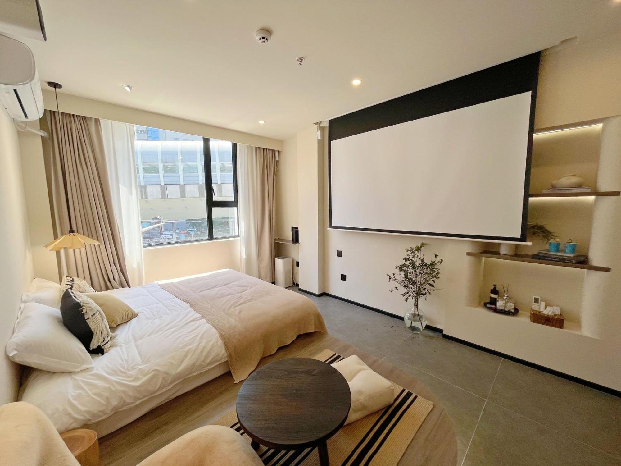Apartment Yish Cinema Serviced